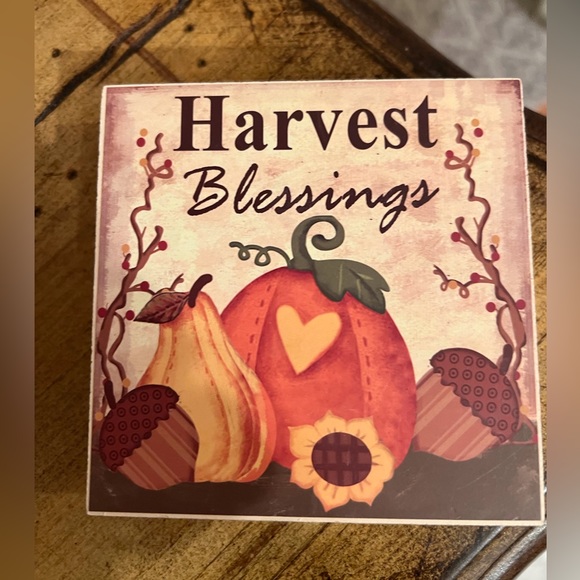 Fall Table Decor - Picture 3 of 7